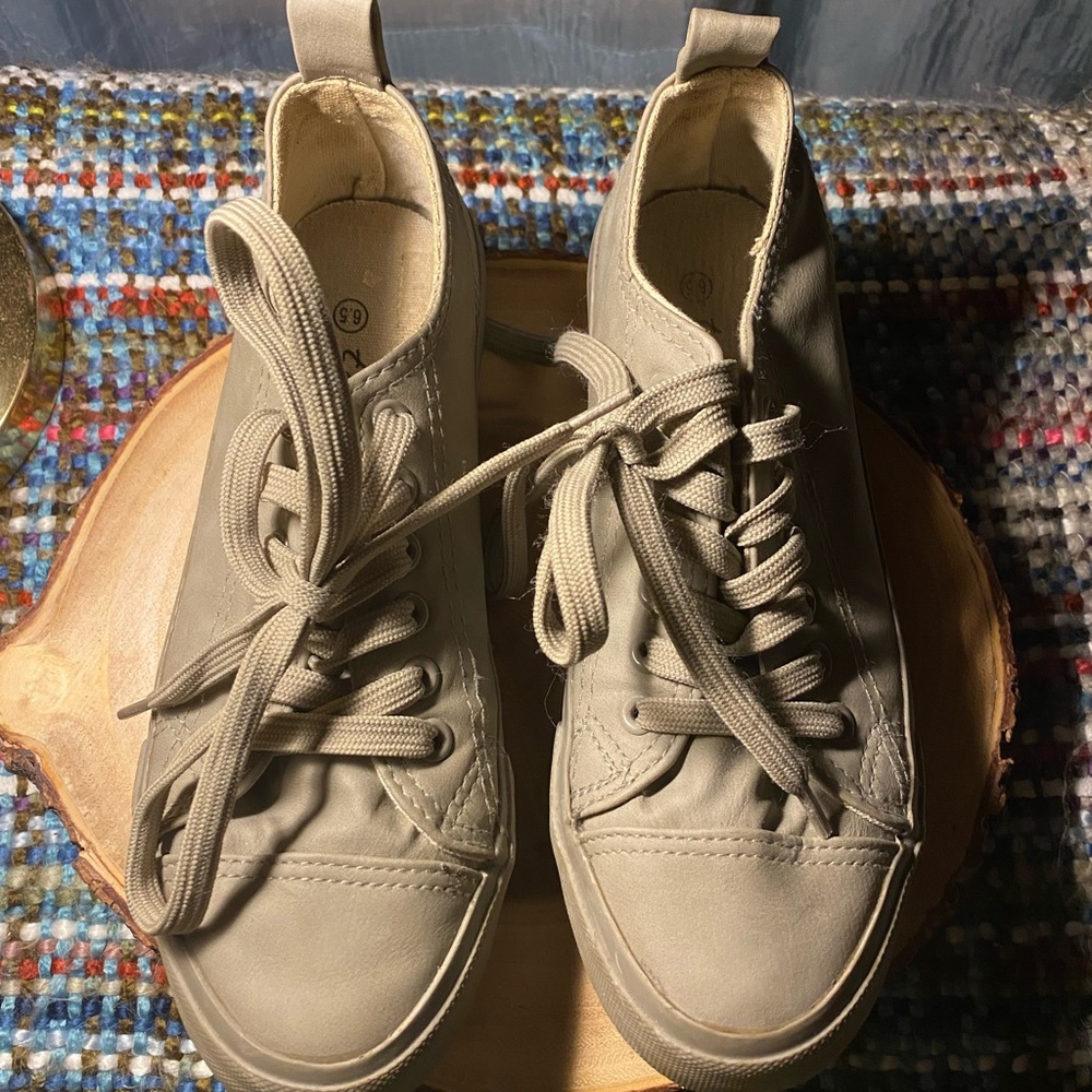Light Olive Green Shoe